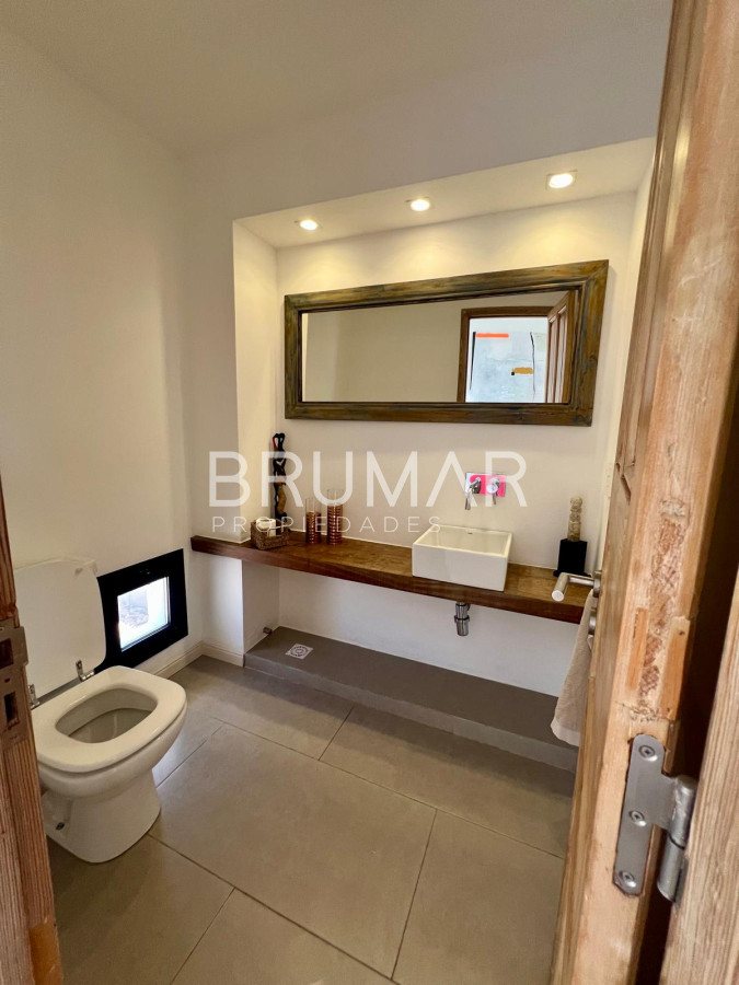 Casa ID.691 - Casa de 4 dormitorios en alquiler de verano 