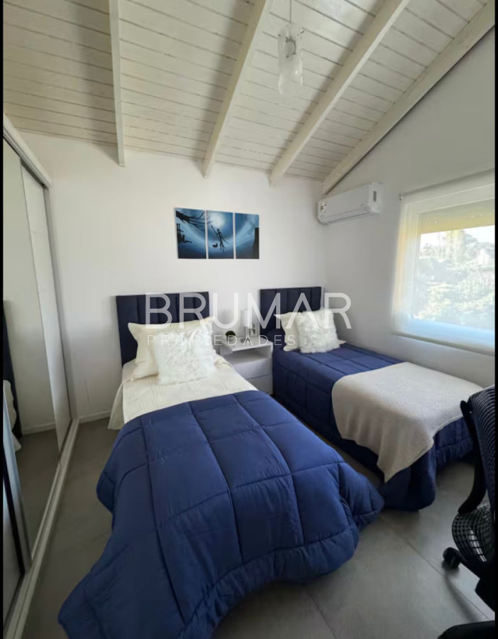 Casa ID.720 - Casa alquiler anual 3 dormitorios a dos cuadras de la playa 