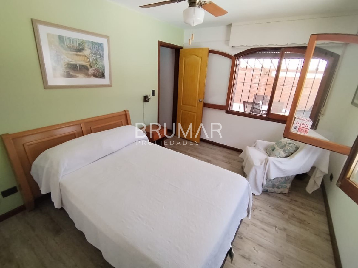 Casa ID.942 - Casa playa mansa 4dorm. 4 baños. Piscina climatizada, etc