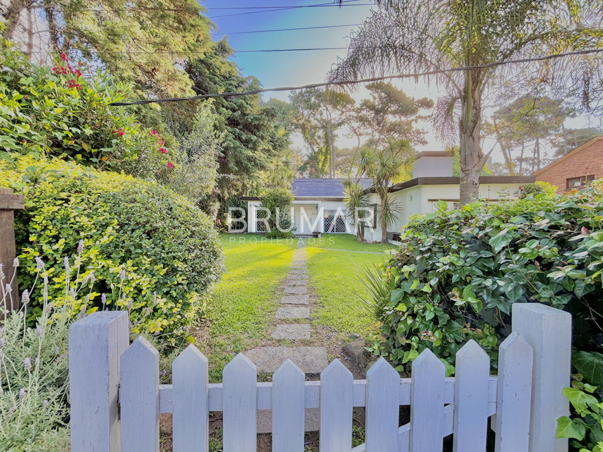 Casa ID.336 - Venta casa Cantegrill punta del este 4 dormitorios 