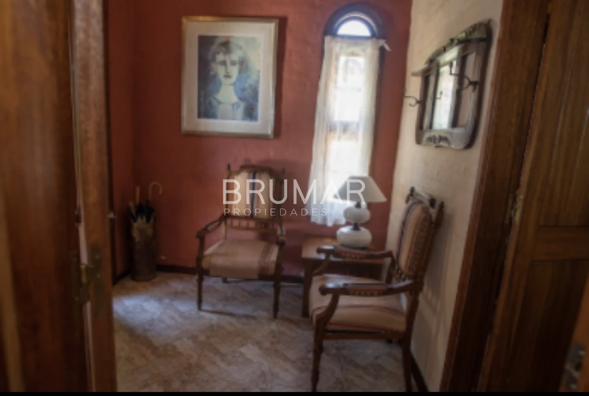 Casa ID.654 - Venta casa Beverly Hills 5 dormitorios