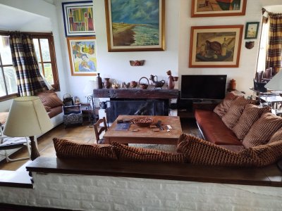 Venta casa mansa 5 dormitorios
