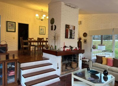 Venta casa 4 dormitorios Jardines de Córdoba