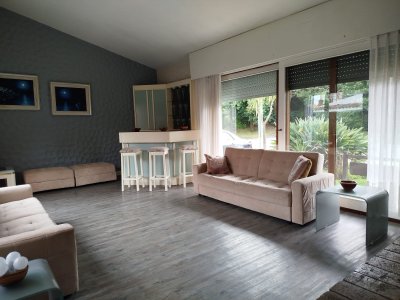 Venta casa mansa 4 dormitorios