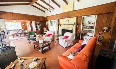 Venta casa con excelente terreno de 2832 m².