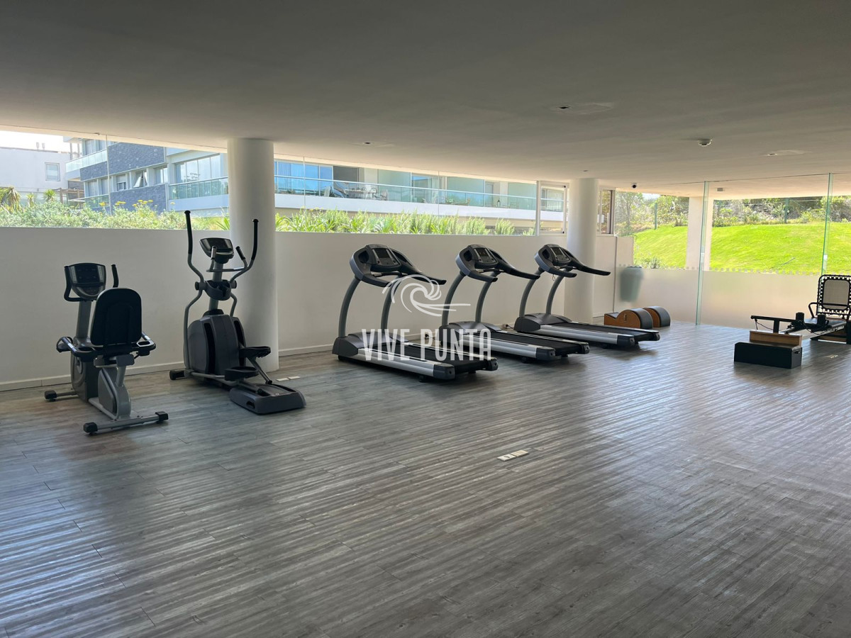 Apartamento ID.857 - Venta y Alquiler Apartamento 3 dormitorios Torre con amenities Playa Brava