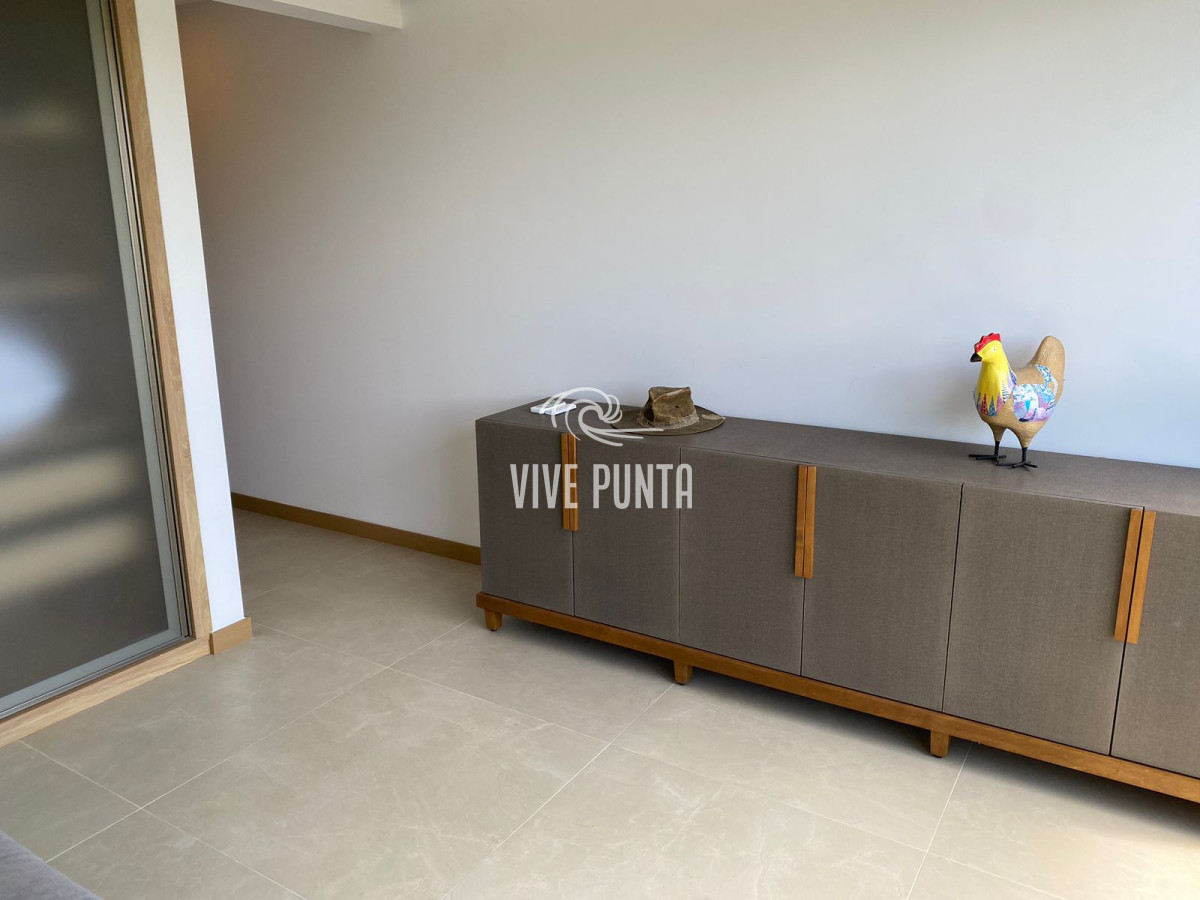 Apartamento ID.857 - Venta y Alquiler Apartamento 3 dormitorios Torre con amenities Playa Brava