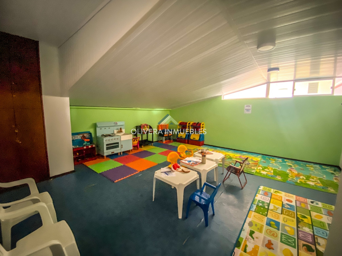 Apartamento ID.12348 - Venta apartamento 2 dormitorios Primera Linea Playa Brava Punta del Este