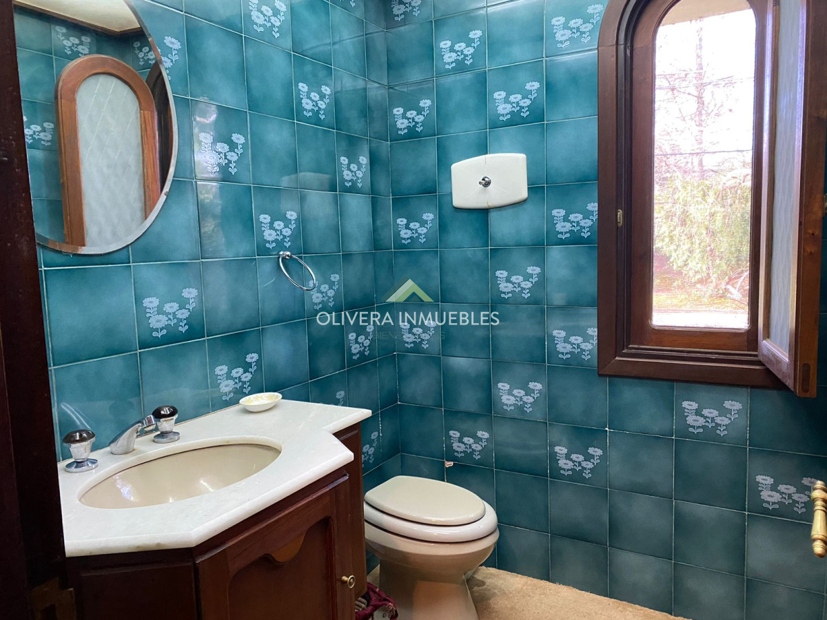 Casa ID.12346 - Casa en venta de 8 Dormitorios Barrio San Rafael