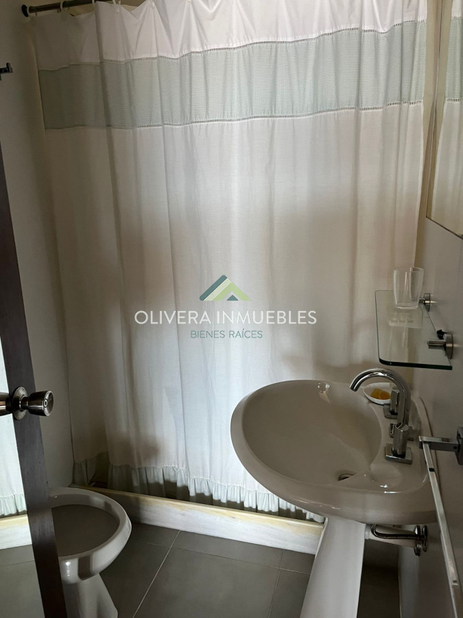 Apartamento ID.12348 - Venta apartamento 2 dormitorios Primera Linea Playa Brava Punta del Este