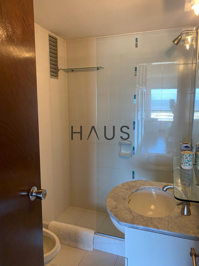 Apartamento ID.38 - Venta apartamento 2 dormitorios Primera linea Playa Brava