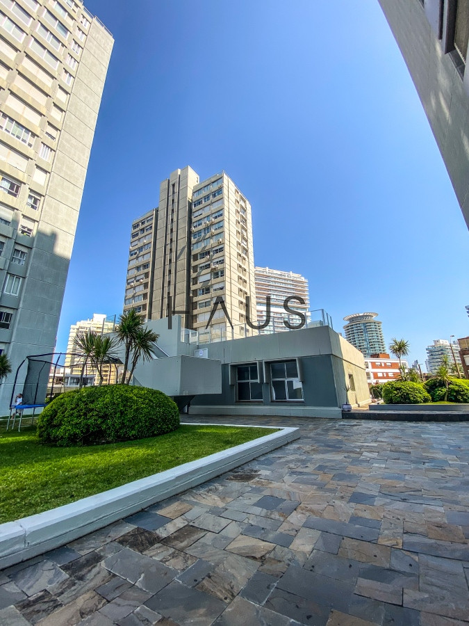 Apartamento ID.38 - Venta apartamento 2 dormitorios Primera linea Playa Brava