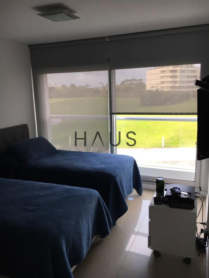 Apartamento ID.36 - Venta Apartamento 3 dormitorios y servicio Primera linea Playa Brava Complejo con amenities y espacio verde