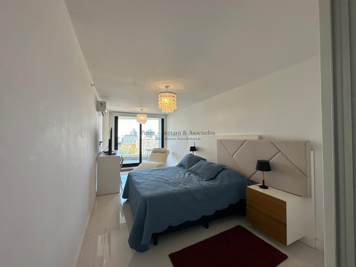 Apartamento ID.913 - Venta Apartamento tres dormitorios en Artower