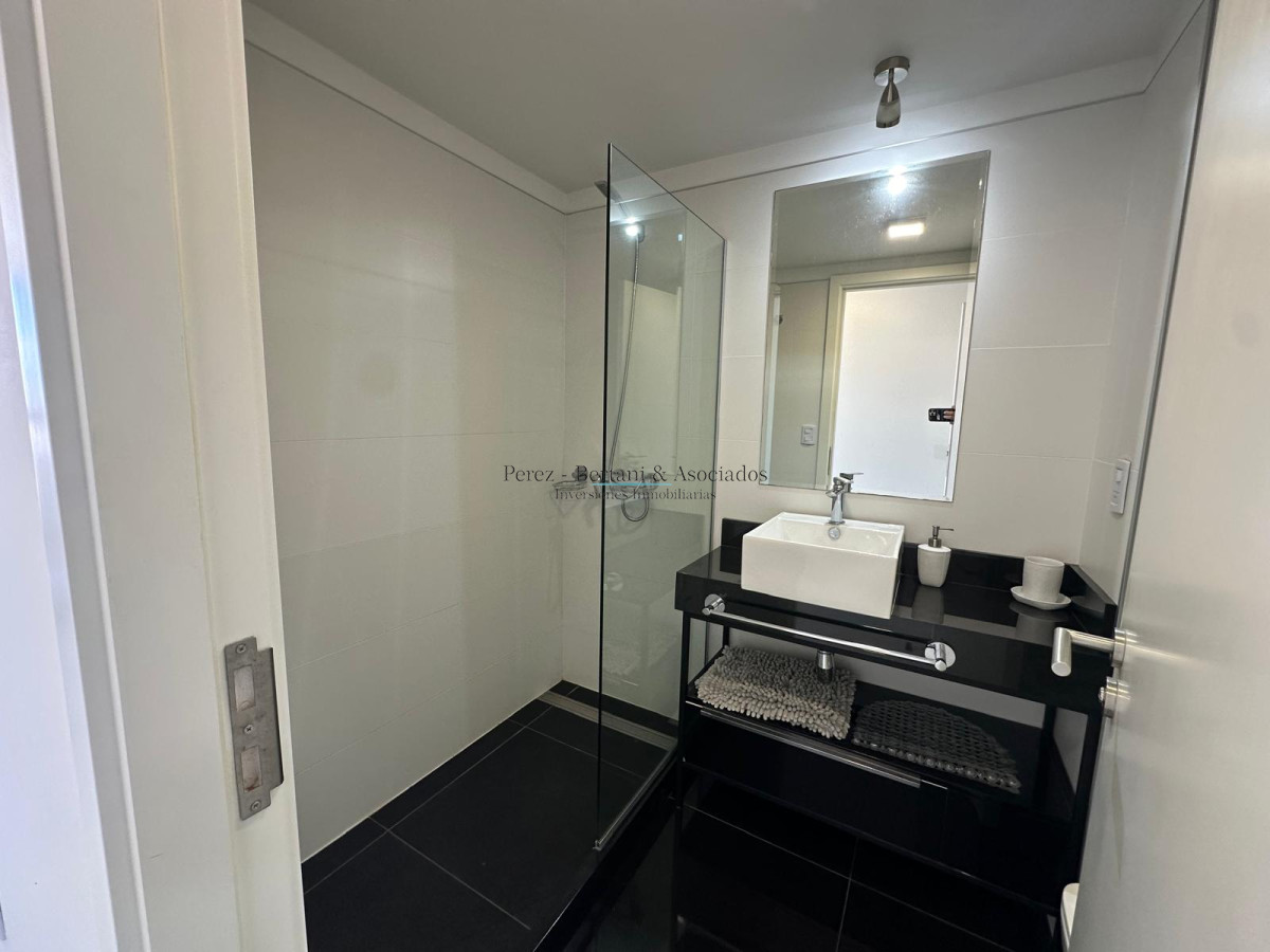 Apartamento ID.913 - Venta Apartamento tres dormitorios en Artower