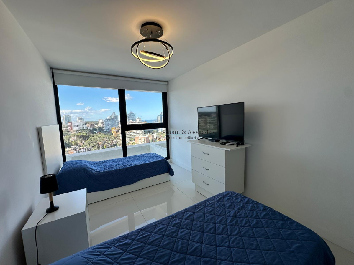 Apartamento ID.913 - Venta Apartamento tres dormitorios en Artower