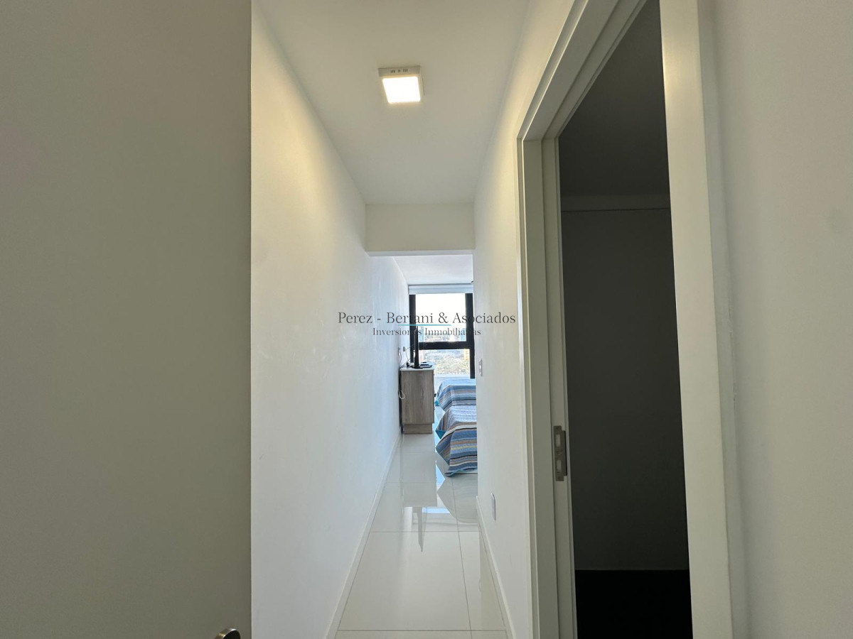 Apartamento ID.913 - Venta Apartamento tres dormitorios en Artower