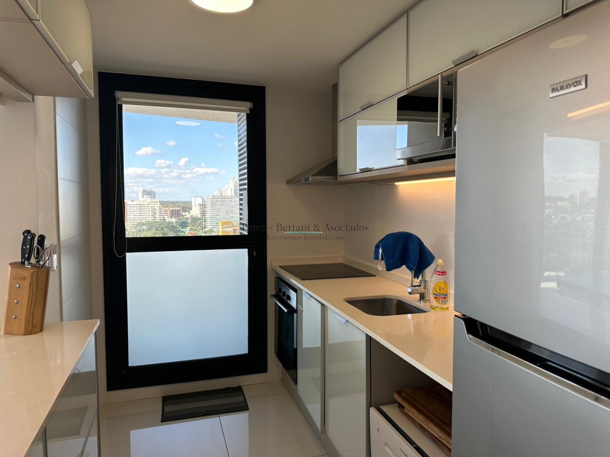 Apartamento ID.913 - Venta Apartamento tres dormitorios en Artower