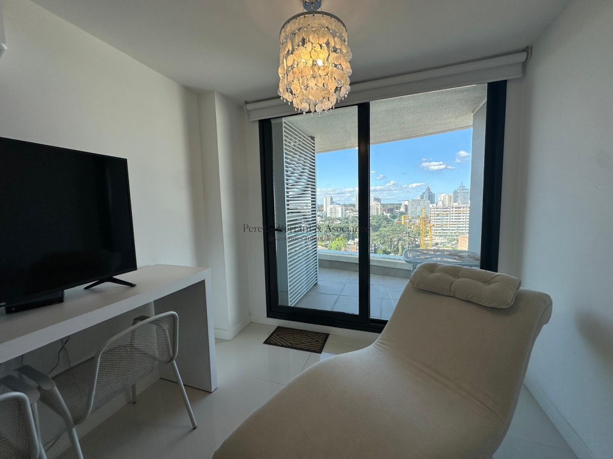Apartamento ID.913 - Venta Apartamento tres dormitorios en Artower
