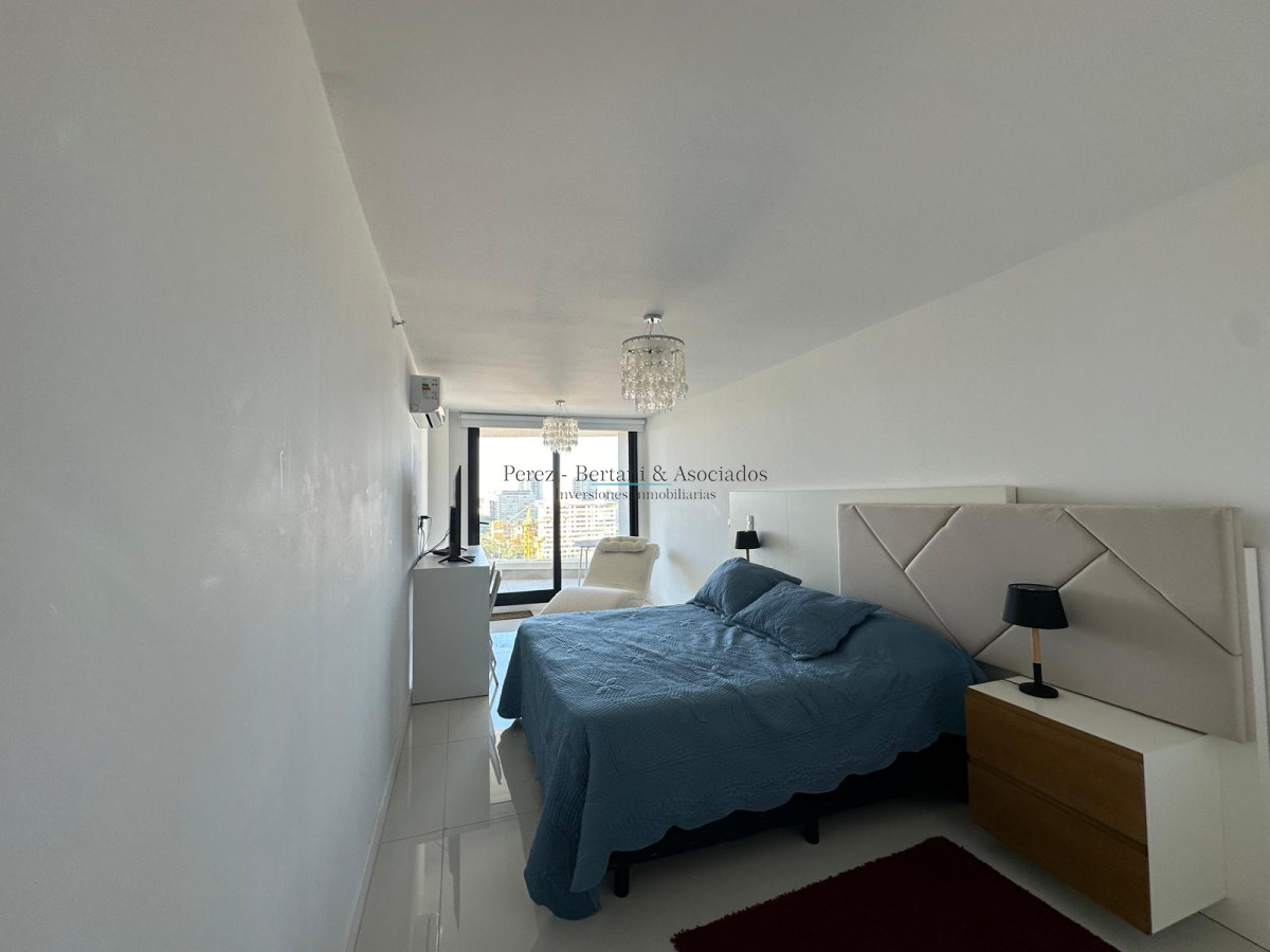 Apartamento ID.913 - Venta Apartamento tres dormitorios en Artower