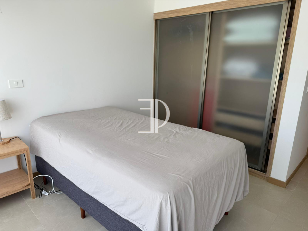 Apartamento ID.1336 - Alquiler apartamento primera linea playa brava