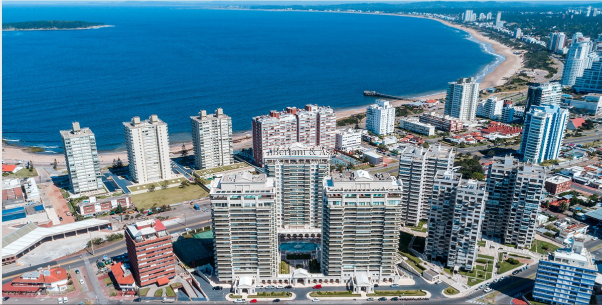 Apartamento ID.498 - VENTA APARTAMENTO 2 DORMITORIOS TORRE CATEGORIA PLAYA BRAVA