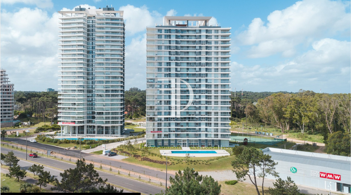 Apartamento ID.502 - Venta Apartamento  1 dormitorio torre categoria Av rRoosevelt