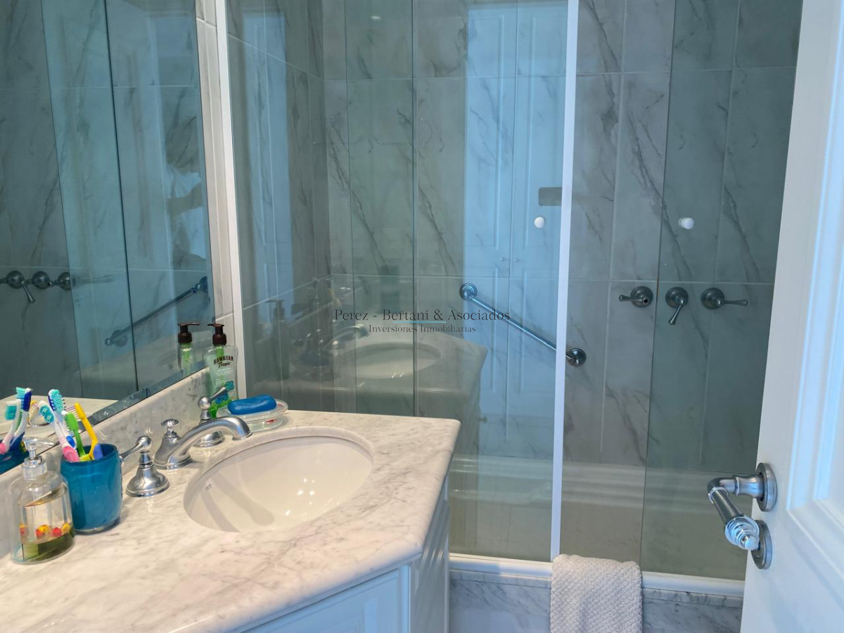 Apartamento ID.998 - Venta apartamento 3 dm y servicio playa mansa