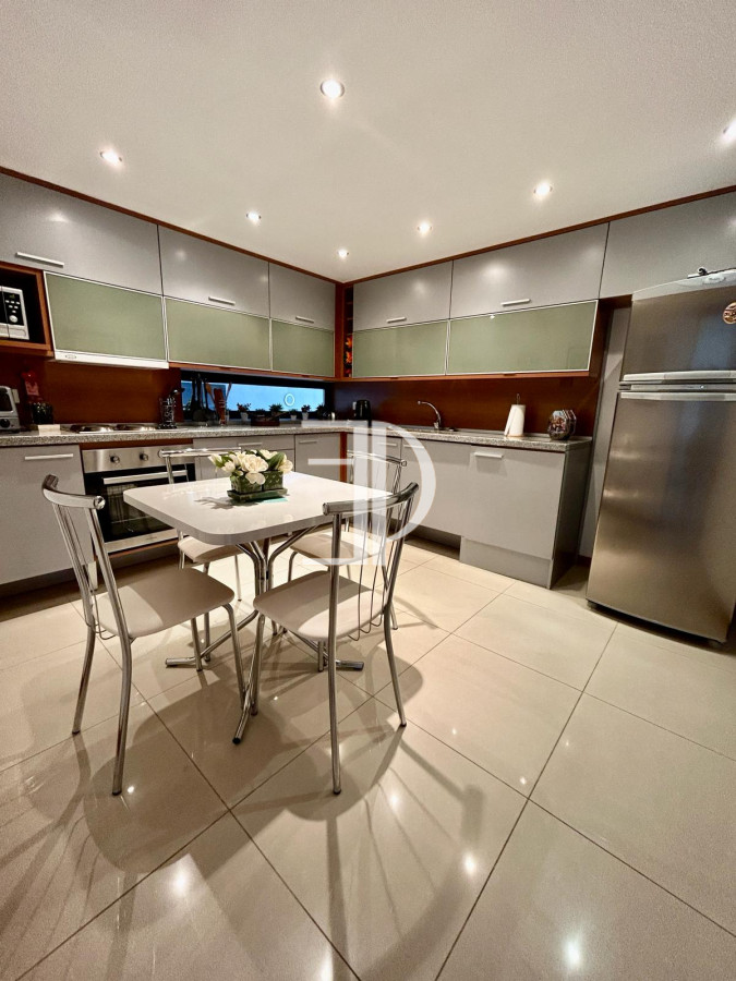 Apartamento ID.182 - Venta Apartamento 