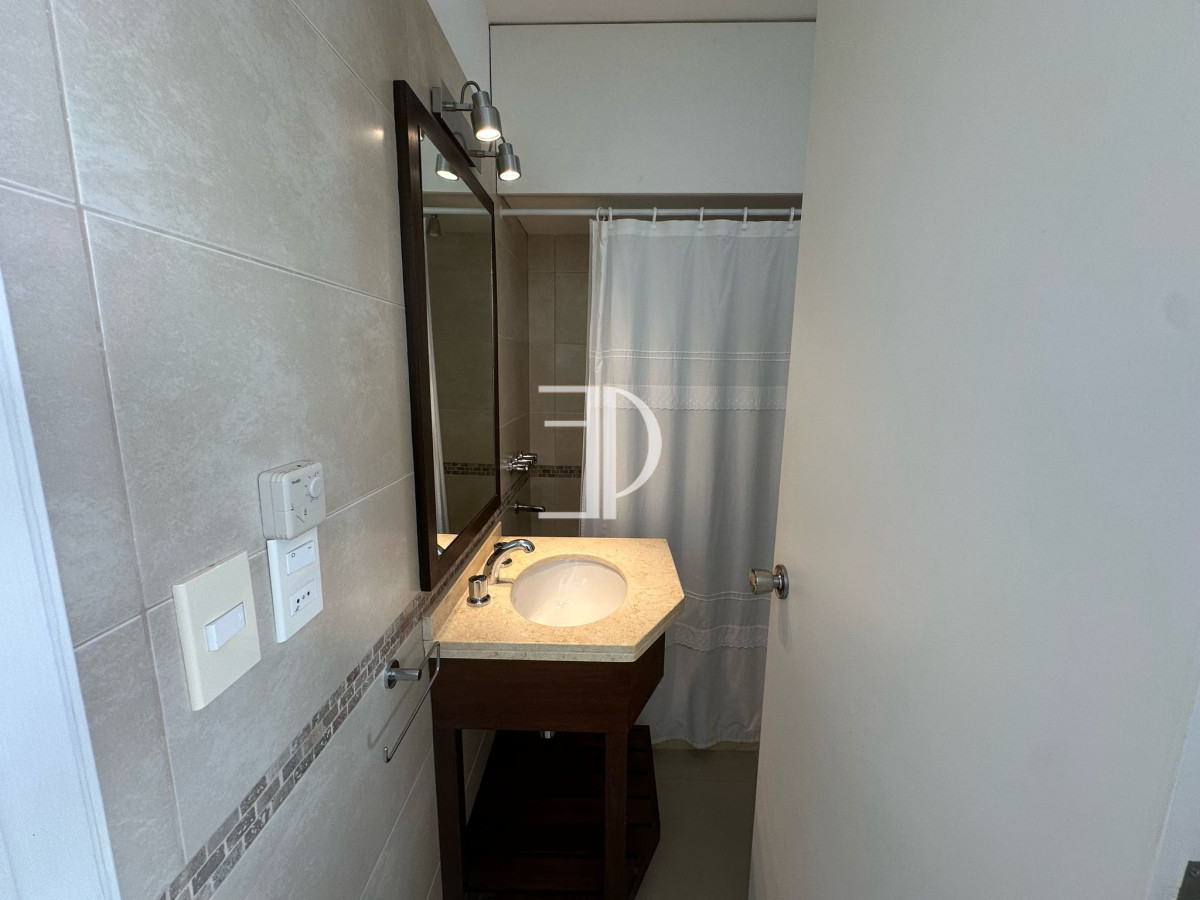 Apartamento ID.1181 - Venta Apartamento  3 dm zona Peninsula