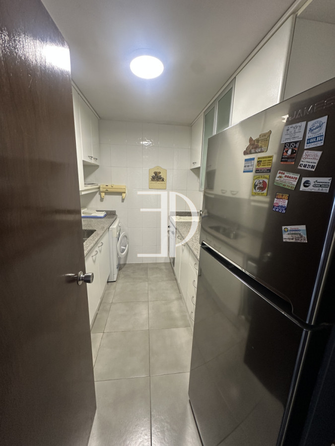 Apartamento ID.1264 - Venta de apartamento en primera linea dos dormitorios y dos baños en torre de categoría con la mejor vista.