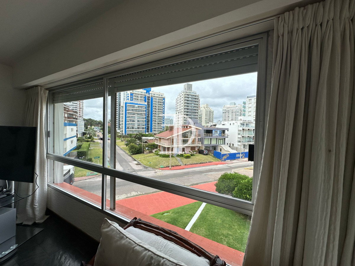 Apartamento ID.1180 - Apartamento en Punta del Este, Brava