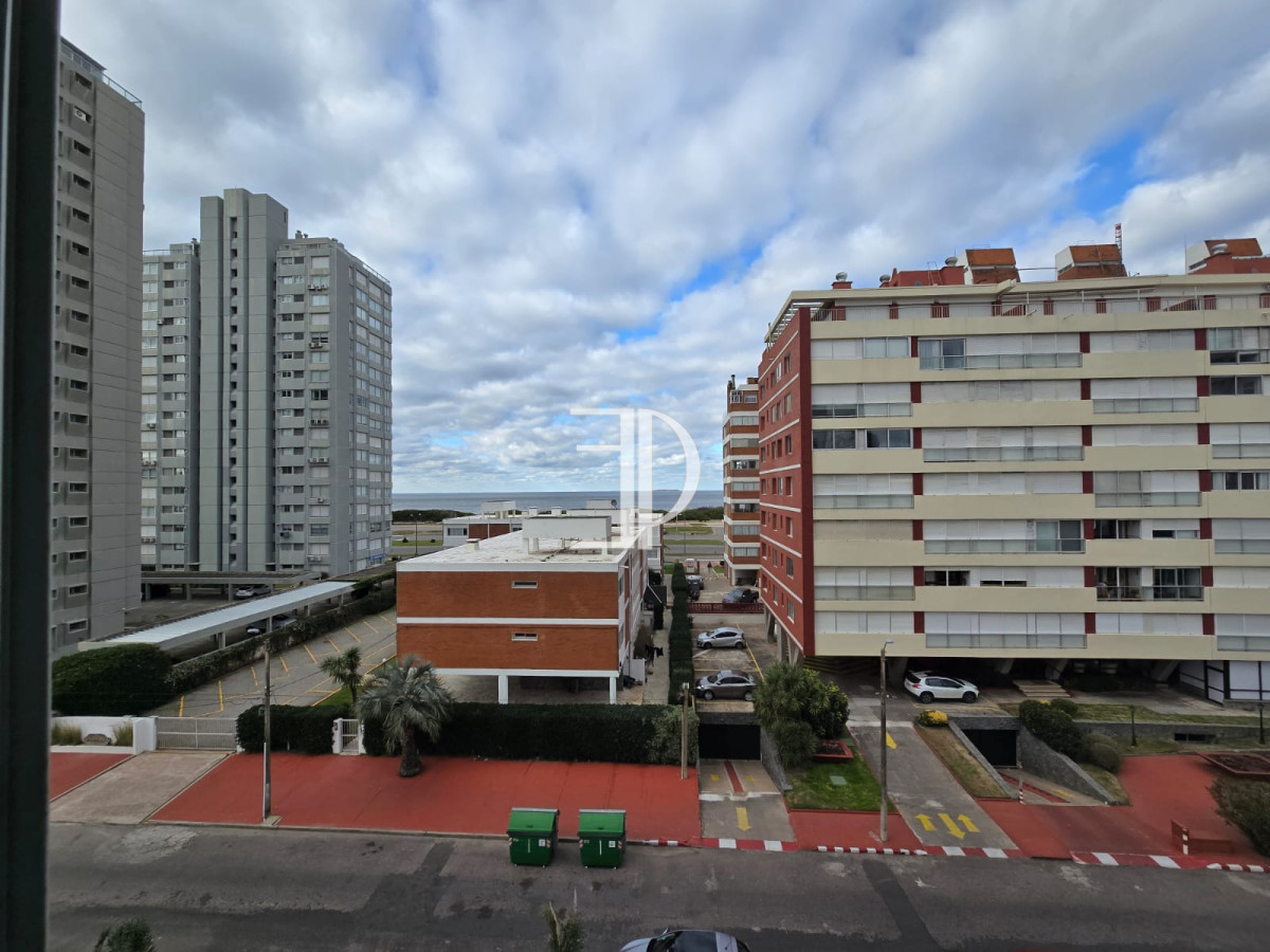 Apartamento ID.1099 - ALQUILER TEMPORAL DE APARTAMENTO DOS DORMITORIOS Y DOS BAÑOS