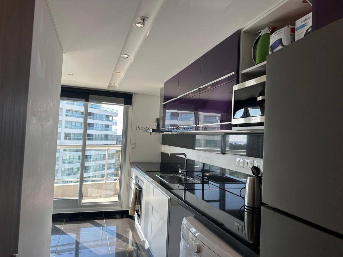 Apartamento ID.917 - Venta y Alquiler temporario hermoso apartamento a 50 mas de playa Brava
