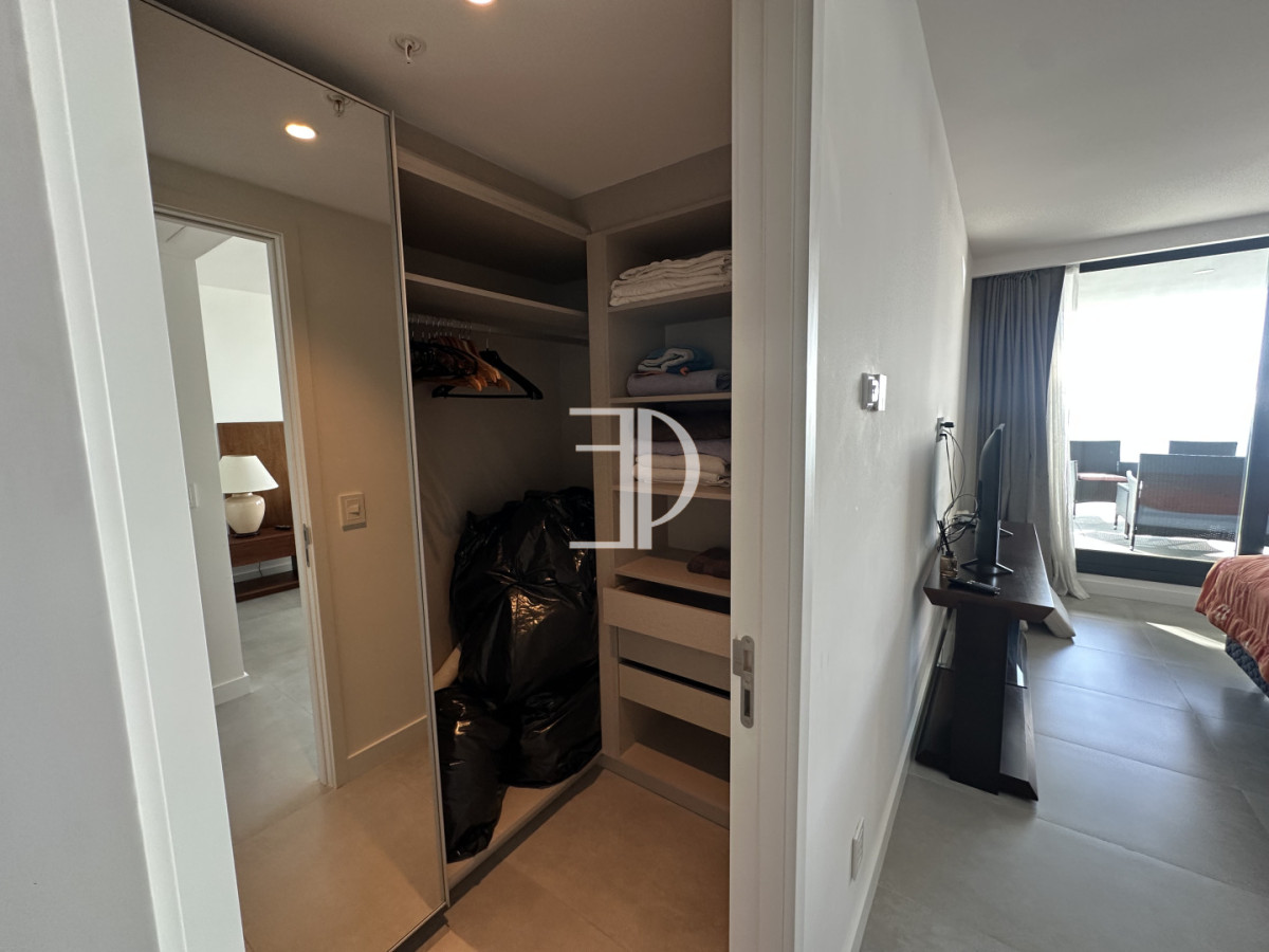 Apartamento ID.1429 - Apartamento en venta en Venettian Punta del Este