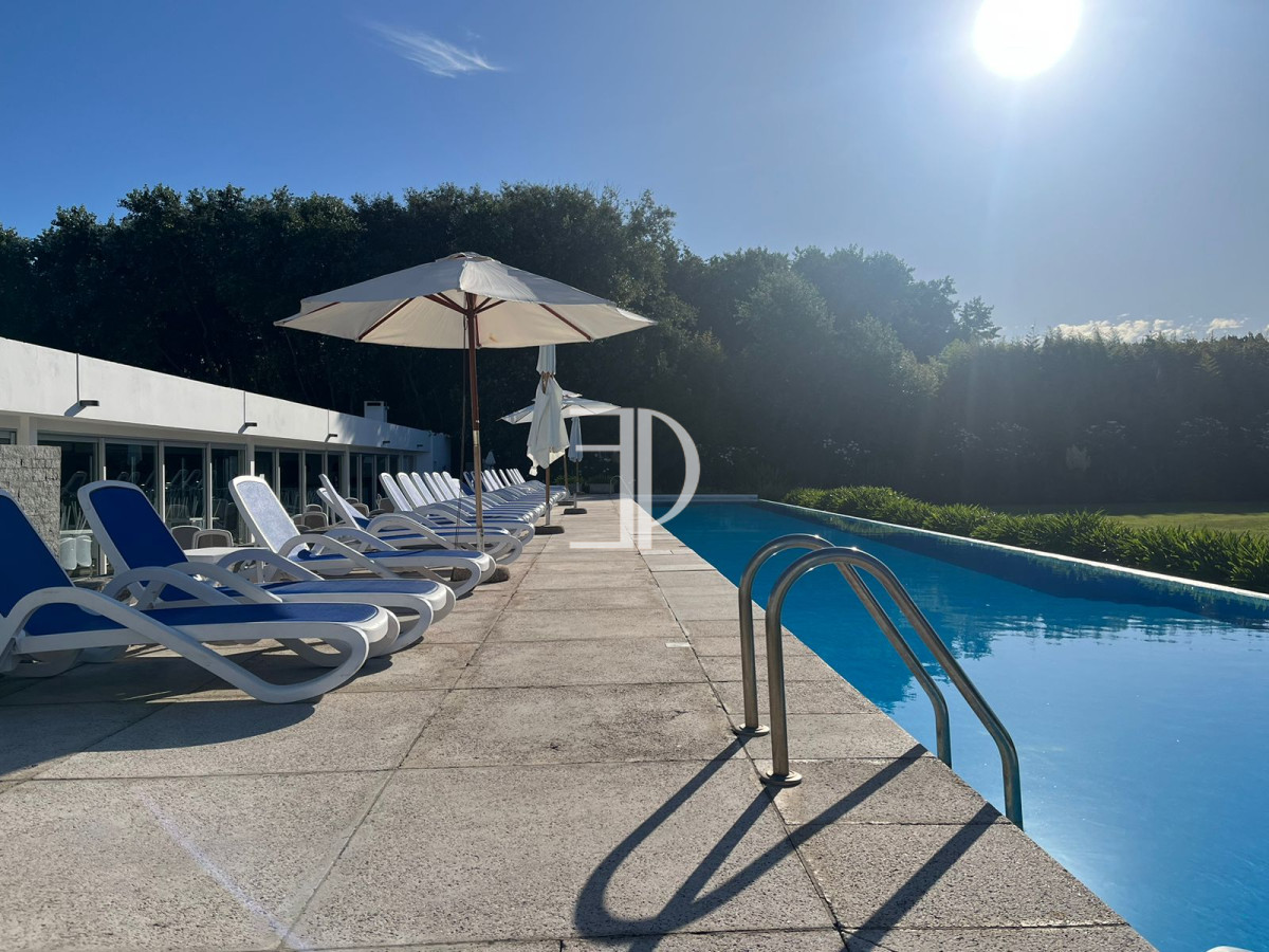 Apartamento ID.1336 - Alquiler apartamento primera linea playa brava