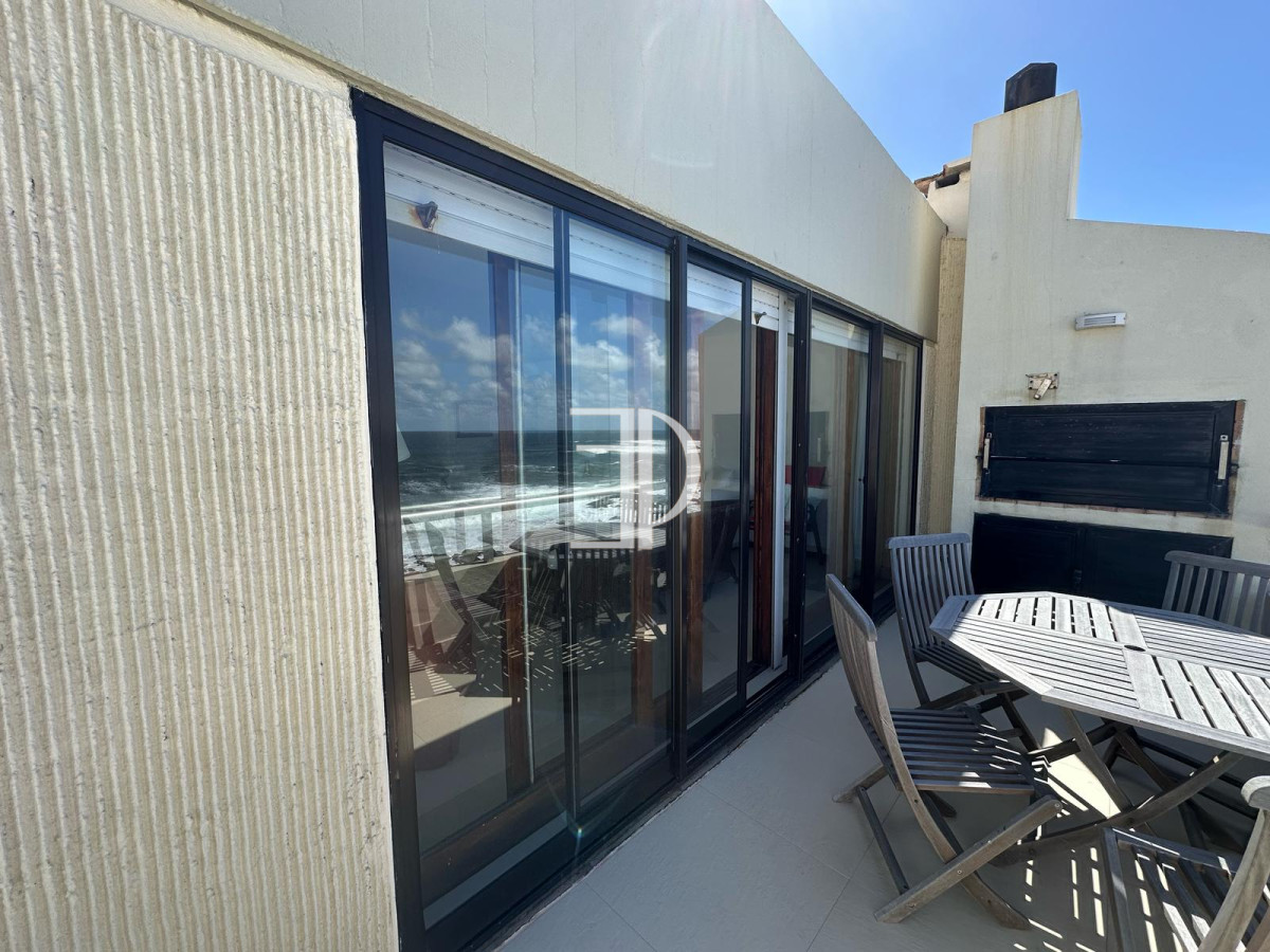 Apartamento ID.1181 - Venta Apartamento  3 dm zona Peninsula