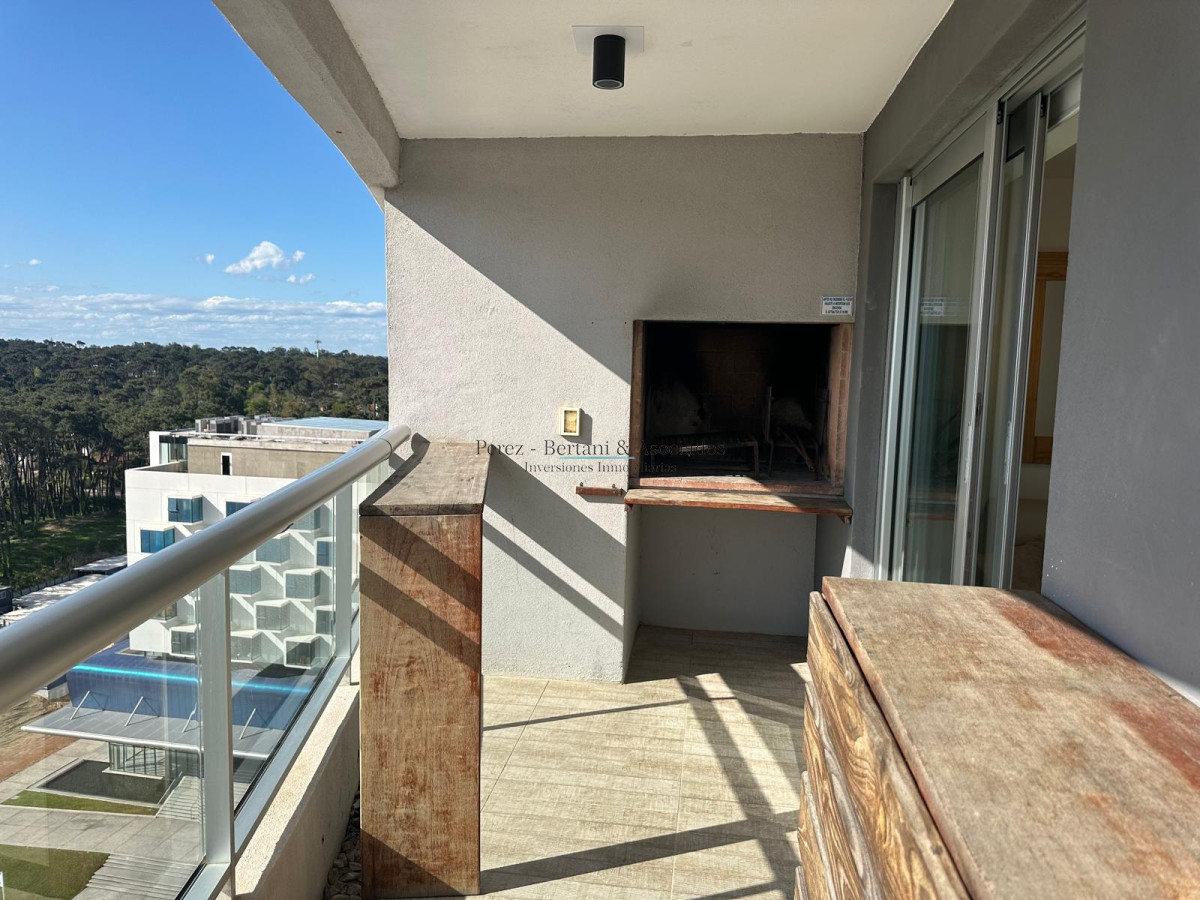 Apartamento ID.917 - Venta y Alquiler temporario hermoso apartamento a 50 mas de playa Brava