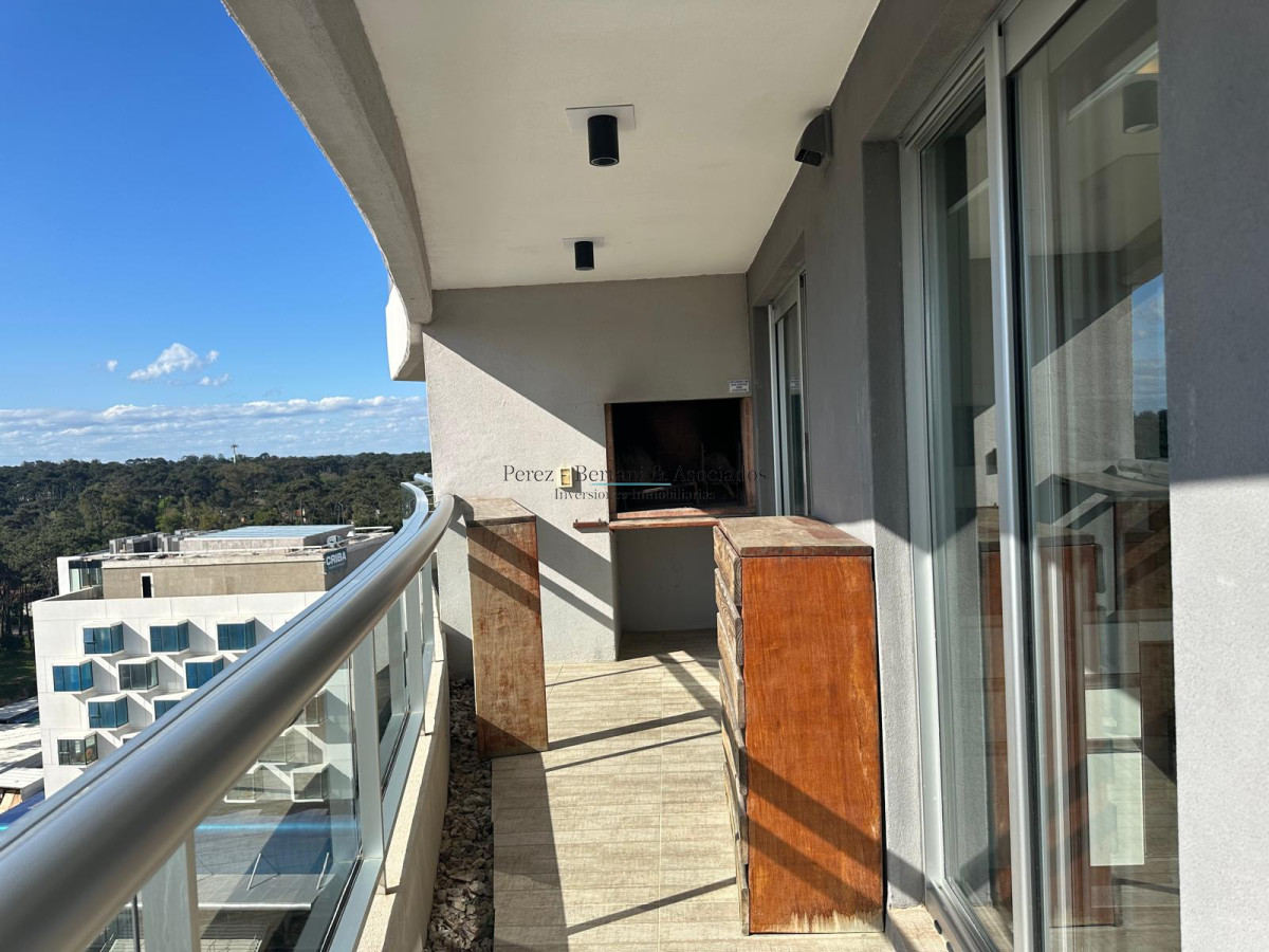 Apartamento ID.917 - Venta y Alquiler temporario hermoso apartamento a 50 mas de playa Brava
