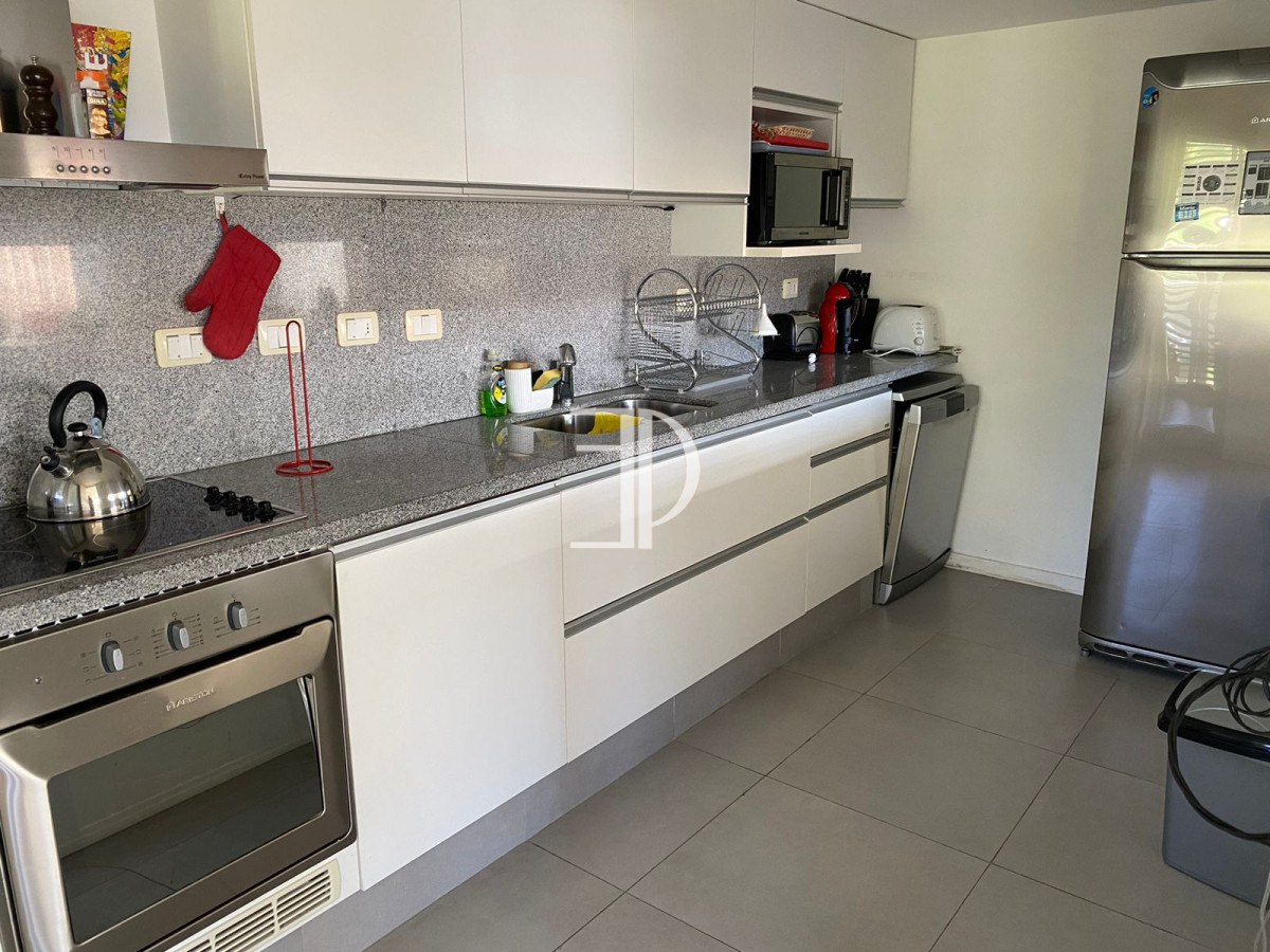 Casa ID.962 - Alquiler casa en complejo silente 3 dormitorio  Playa brava