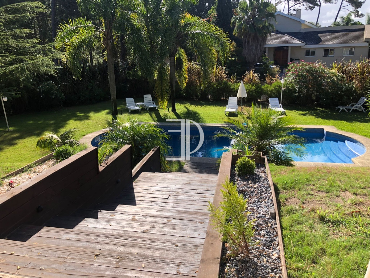 Casa ID.389 - Venta Casa Barrio Cerrado La Residence