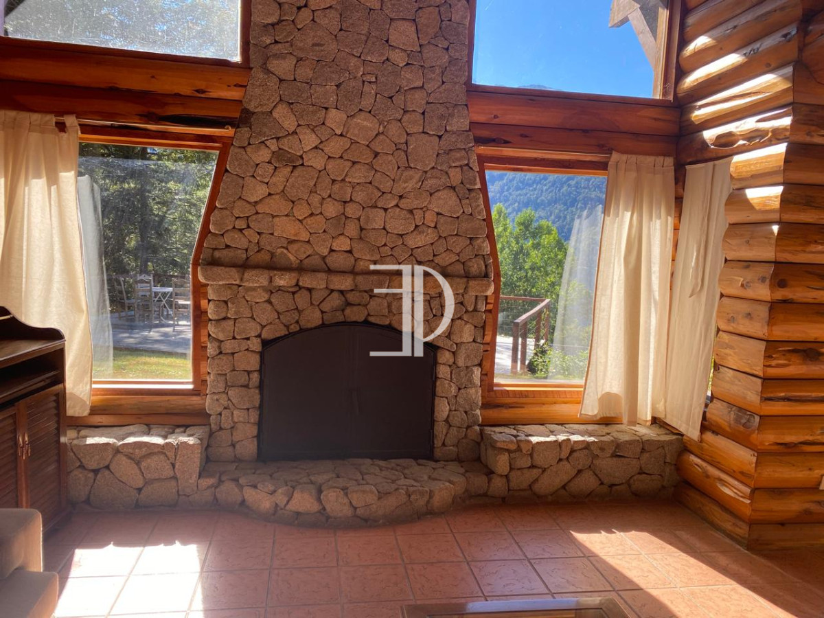 Casa ID.906 - Venta Casa 3 Dormitorios Villa La Angostura
