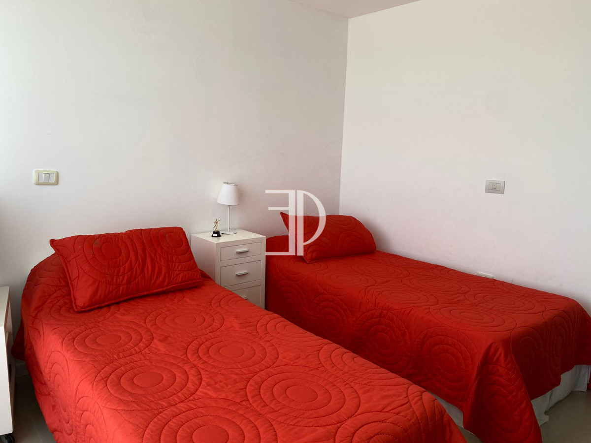 Casa ID.962 - Alquiler casa en complejo silente 3 dormitorio  Playa brava