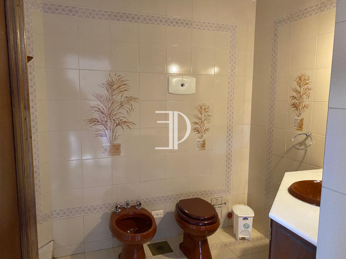 Casa ID.615 - Venta casa 8 Dormitorios Barrio San Rafael