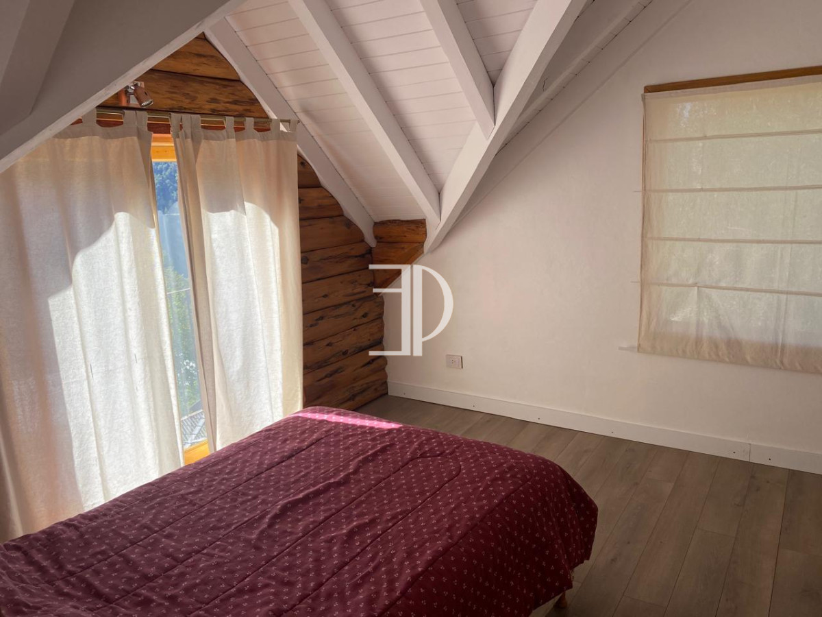Casa ID.906 - Venta Casa 3 Dormitorios Villa La Angostura