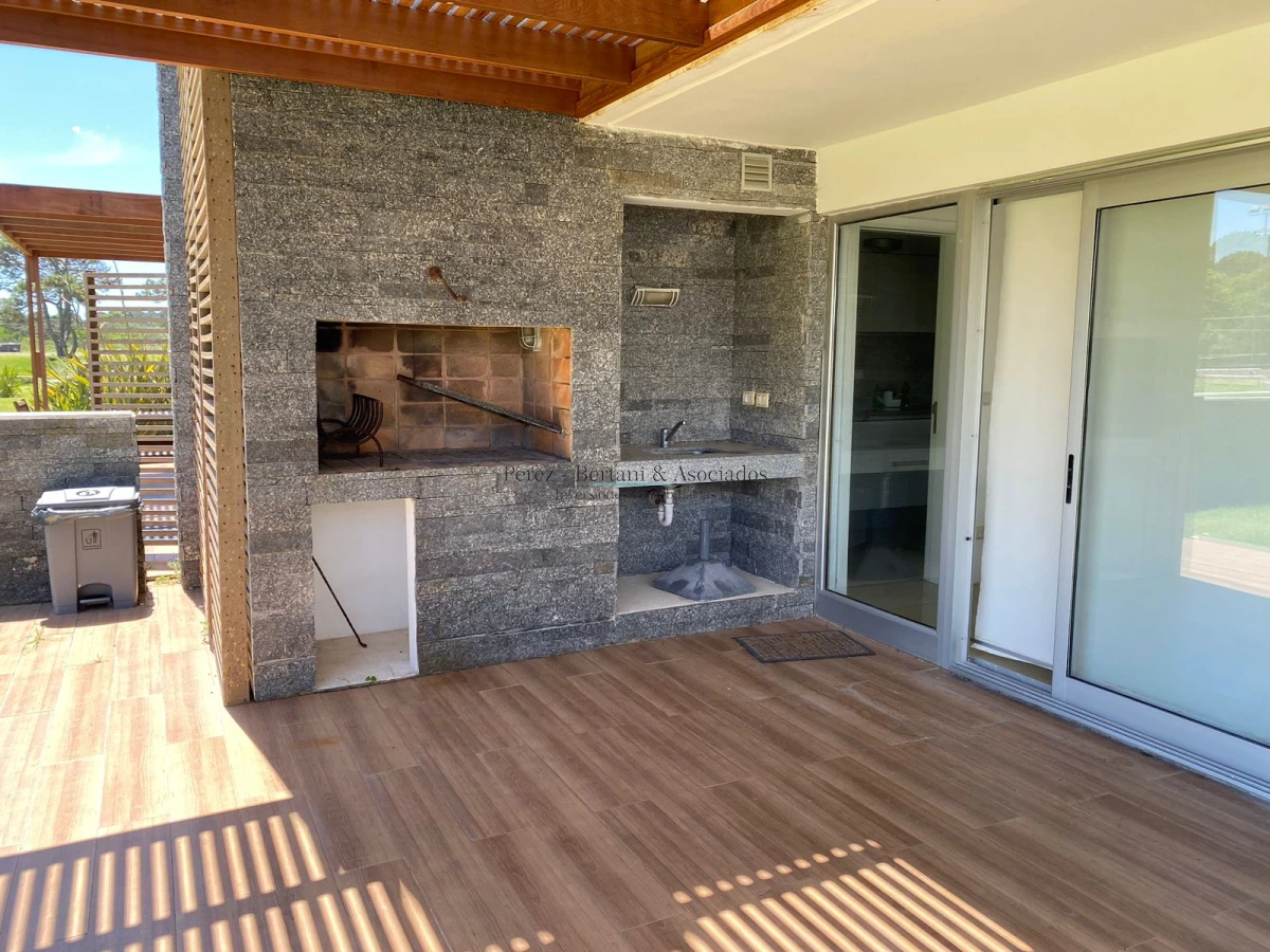 Casa ID.962 - Alquiler casa en complejo silente 3 dormitorio  Playa brava