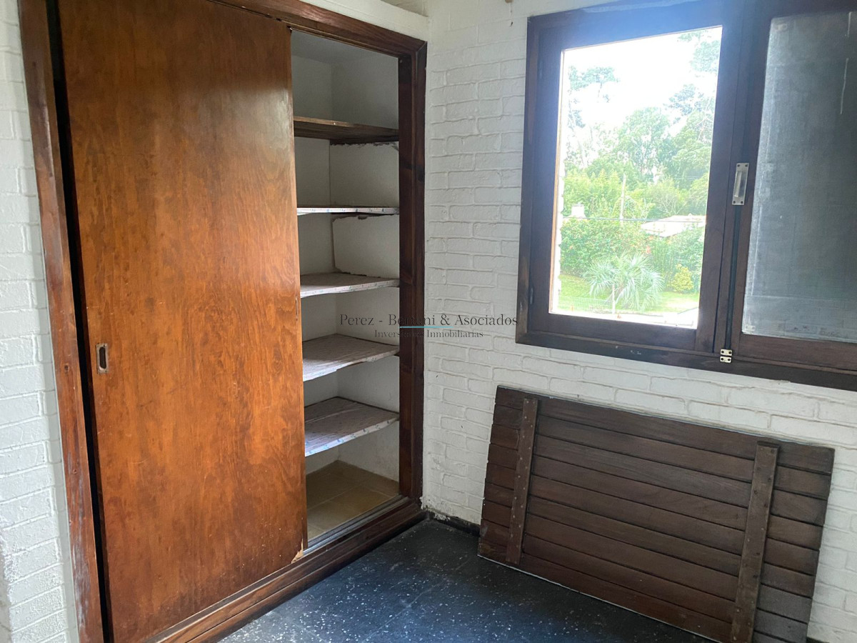 Casa ID.614 - Venta casa 4 dormitorios