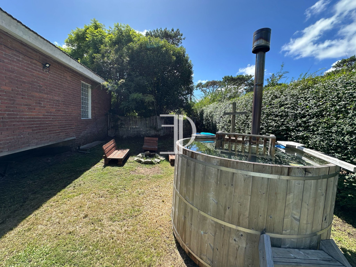 Casa ID.1179 - Venta casa 3 dormitorios Jardines de Cordoba