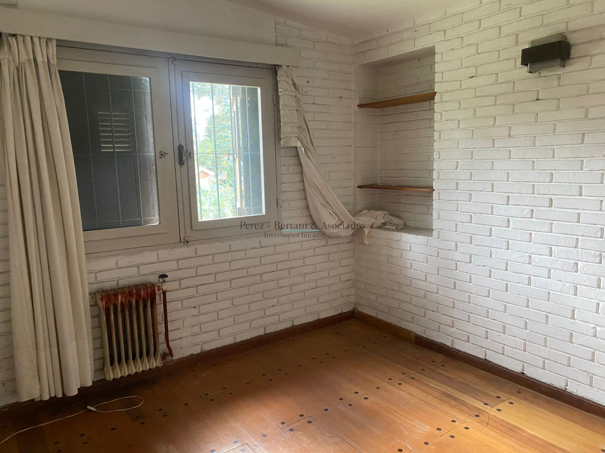 Casa ID.614 - Venta casa 4 dormitorios