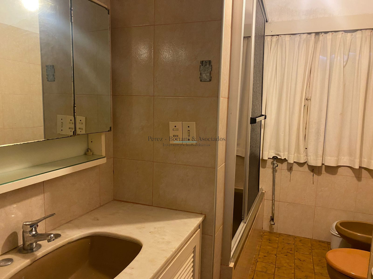 Casa ID.614 - Venta casa 4 dormitorios